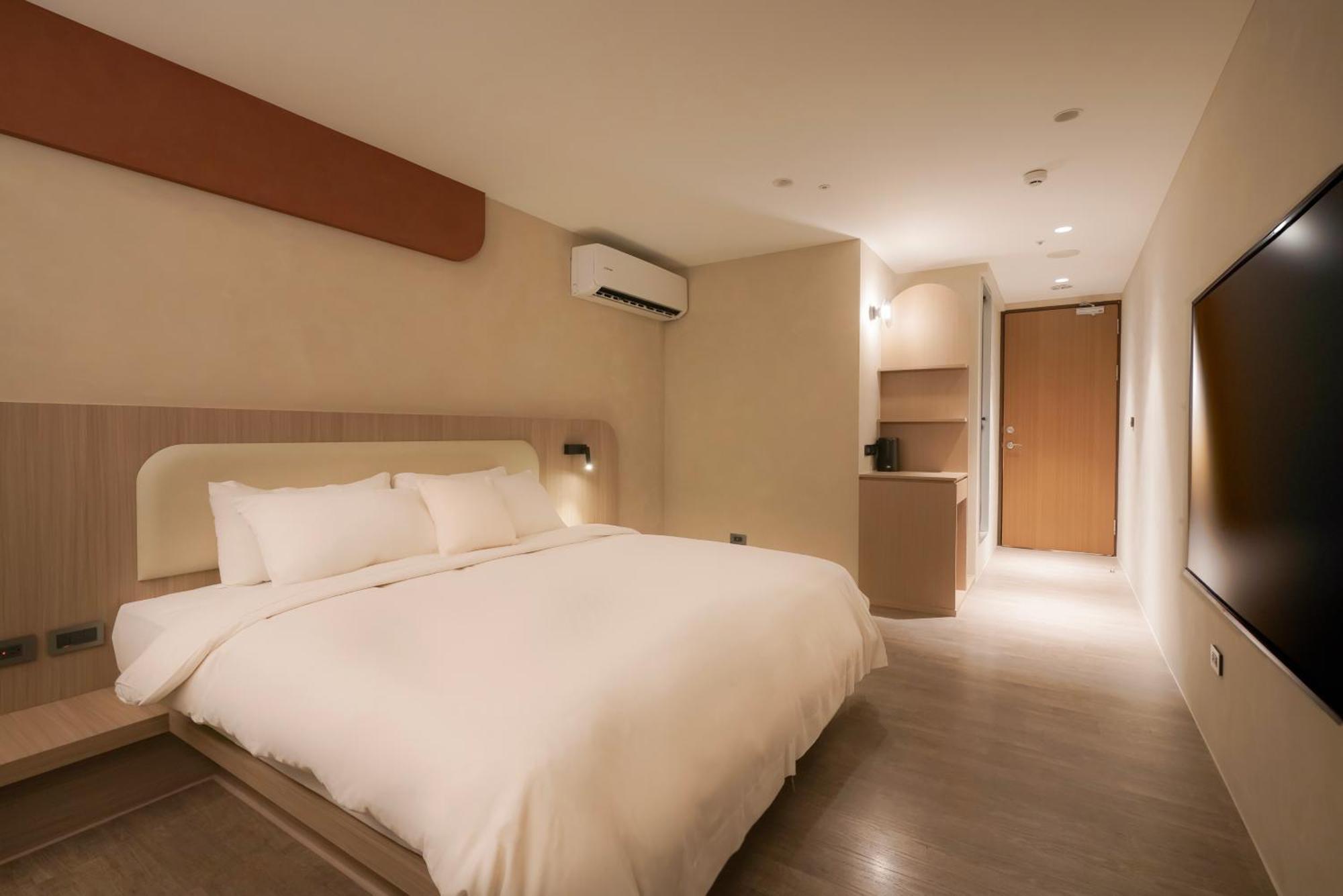 Hope Hotel Tainan Exterior photo